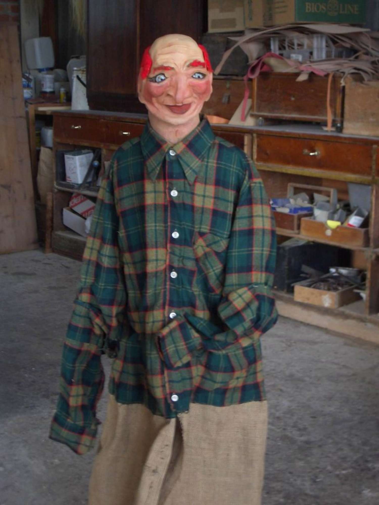 Personaggio 1 particolare prima del restauro